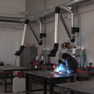 Impianto di aspirazione a più postazioni